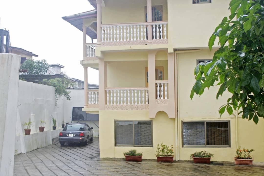 The Stafford Lodge Freetown Exterior foto